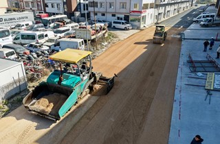 Gemlik’te Yollara Asfalt ve Taş Parke